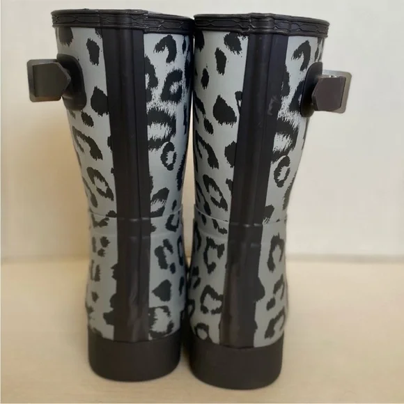 HUNTER Refined Stormy Gray Hybrid Leopard Print Luna Short Rain Boots | 7 - Picture 9 of 14